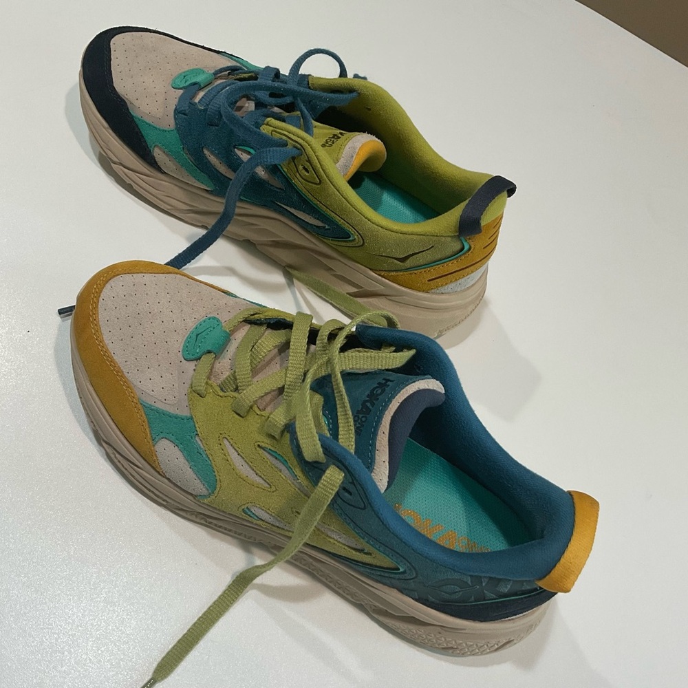 🌹🌹Hoka One One Clifton 9 Suede Multicolor Lightweight Sneakers, Size 10.5 - Picture 2 of 11